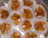 Foto langkah ke 6 dari resep Cornflakes madu.