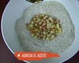 Foto del paso 2 de la receta: Cookies de avena y manzana 🍪