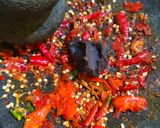Foto langkah ke 1 dari resep Sambal Petis Jeruk.