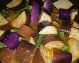 Foto langkah ke 5 dari resep Sayur Lodeh Terong.