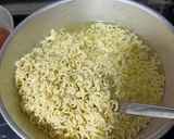 Foto langkah ke 1 dari resep Bakmi Goreng Ayam.