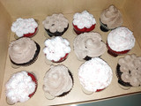 How to frost cupcakes