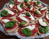 Foto del passaggio 6 della ricetta Pizza di pane della nonna