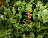 लहसुनिया आलू पालक(lahsuniya aloo palak recipe in hindi) रेसिपी चरण 3 फोटो