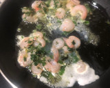 Foto del paso 4 de la receta: Wok fideos chinos con gambas y verduras
