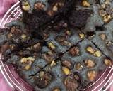 Steamed Walnut Brownie From Buiscuits recipe step 7 photo