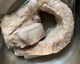 รูปขั้นตอนการทำที่ 2 ของ หมูกรอบหม้อทอดไร้น้ำมัน