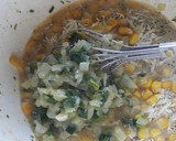 Foto del paso 4 de la receta: Tortilla horneada de papa, zapallo y choclo🌽
