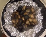 A picture of step 3 of Black Garlic Made with a Rice Cooker.