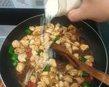 Foto langkah ke 5 dari resep Ifu Mie Cah Ayam Pedas.