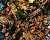 Foto langkah ke 7 dari resep Tumis ayam suir pedas manis.