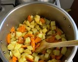 Foto del paso 3 de la receta: Curry de papas y arvejas