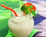 Hình bước làm 3 của món Sinh Tố Dâu Chuối🍓🍌