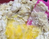A picture of step 1 of Keto friendly sugar cookies.