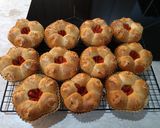 Foto langkah ke 2 dari resep Roti Sosis keju 🍞.