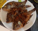 Foto langkah ke 1 dari resep Ikan Mujair Kuah Pedas.