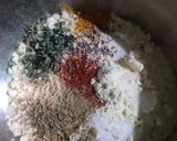A picture of step 1 of Onion Chilli Pakoda.