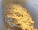 صورة لخطوة 3 من وصفة بيتزا بسجق 😋😋😋