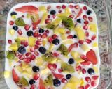 A picture of step 3 of Frozen yogurt and fruits bar.