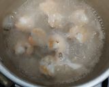 Foto langkah ke 1 dari resep Salad Udang Khas Brunei Darussalam.