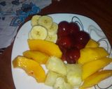 A picture of step 2 of Fruit cocktail juice.