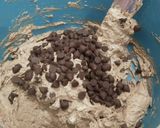 Foto langkah ke 3 dari resep Chocolate Drop Cookies.