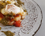 Foto del paso 6 de la receta: Tosta de huevo frito, tomate cherry con pesto y queso fundido