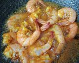 Gambar langkah 1 resipi Udang Kam Heong.