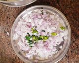 A picture of step 1 of Bread pakoda.