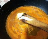 A picture of step 3 of Tomato cream soup.