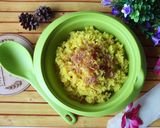 Foto langkah ke 3 dari resep Nasi kuning rice cooker santan bubuk.