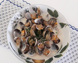 Foto del paso 5 de la receta: Berberechos con sopa de espárragos