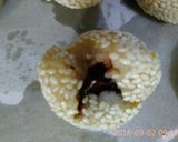 Foto langkah ke 7 dari resep Onde Onde isi Coklat Lumer.