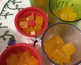 Foto del paso 3 de la receta: Gelatina de mango con crema