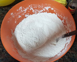 Foto del paso 1 de la receta: Alfajores de maizena dulce de leche con un toque de coñac