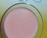 A picture of step 5 of Strawberry Phirni with Yakult.