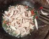 Foto langkah ke 5 dari resep Ayam Daun Jeruk.