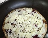 A picture of step 4 of Chapati pizza.