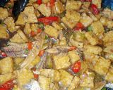 Foto langkah ke 7 dari resep Tumis tempe ikan asin serai.