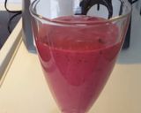 A picture of step 2 of Healthy smoothies.