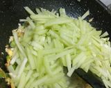 Foto langkah ke 6 dari resep Tumis labu siam telur ebi sederhana ala bujang.