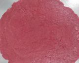 A picture of step 6 of Beetroot shakarpara.