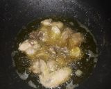 Foto langkah ke 2 dari resep Ayam Goreng Mentega.
