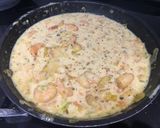 Foto del paso 5 de la receta Pasta integral con gambas y ajitos tiernos en salsa picante