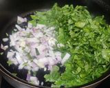 A picture of step 3 of Aloo palak.
