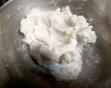 A picture of step 1 of Rice Pathiri.