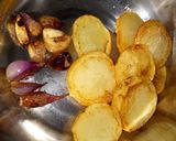 Foto langkah ke 3 dari resep Perkedel Kentang.