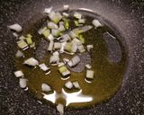 A picture of step 1 of Smoked salmon, pea and feta frittata.
