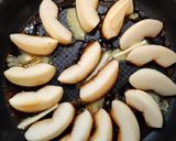 Une image de l'étape 3 de Frangipane amande/pommes caramélisées.
