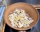 Foto langkah ke 4 dari resep Truffle Creamy Pasta.